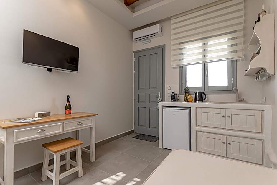 Porto Dema Luxury Suites