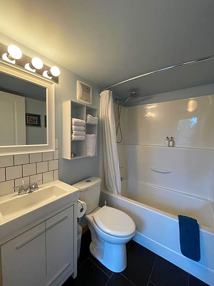 Brown's Beach Guest Suite