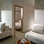 Parthenis Hotel & Suites