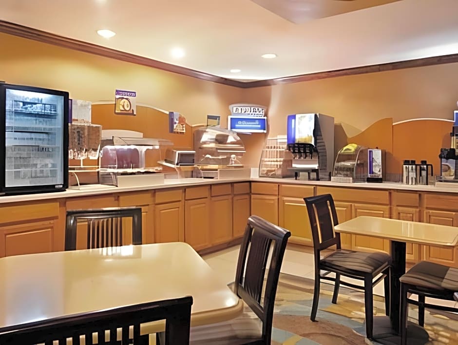 Holiday Inn Express Tuscola By IHG