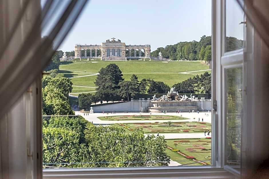 Austria Trend Schloss Schoenbrunn Grand Suite