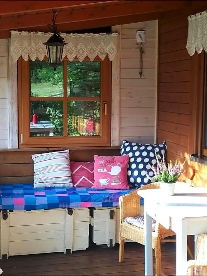 Domek na Skraju Wsi dostęp do jeziora UBLIK