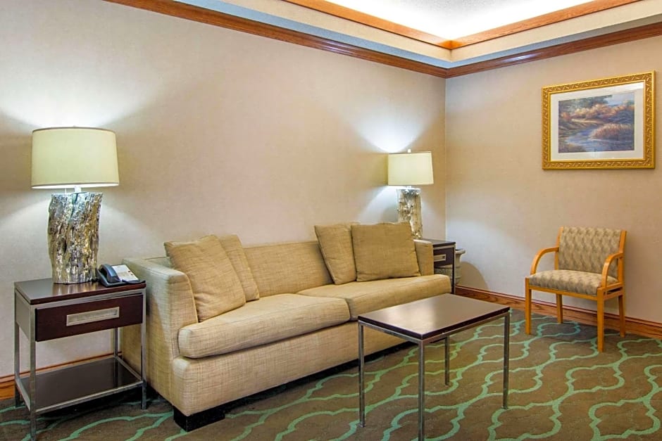 Quality Inn & Suites Decatur - Atlanta East