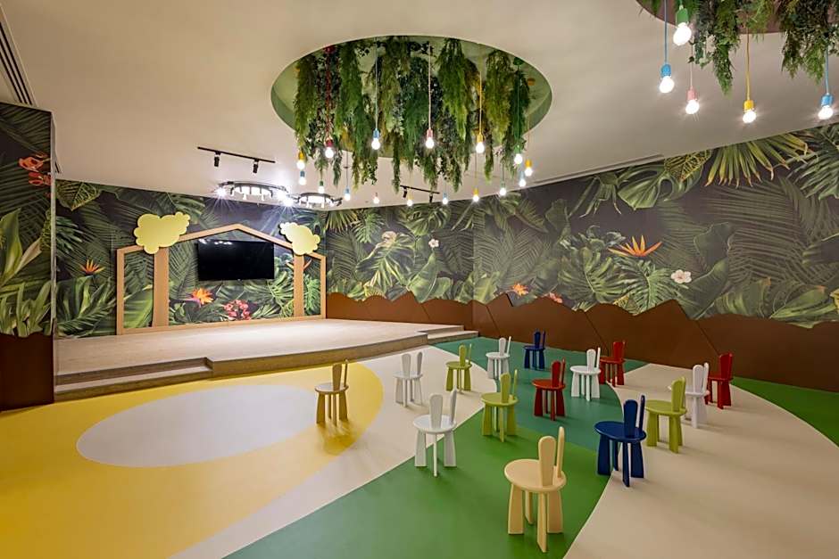 Arcanus Hotels Trendline Side