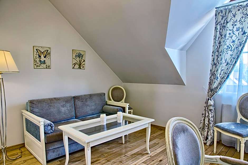 Villa Estera - Hotel & Restauracja