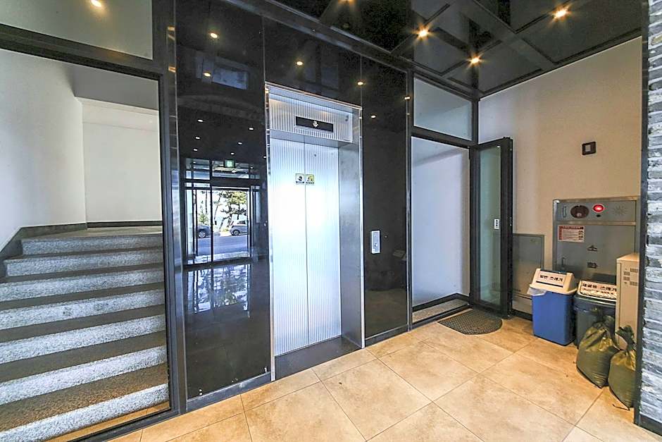 Hotel Cube