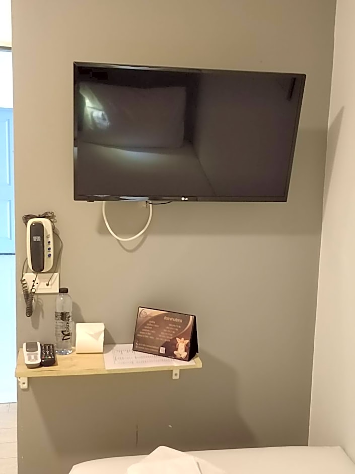 Manonta Budget Hotel