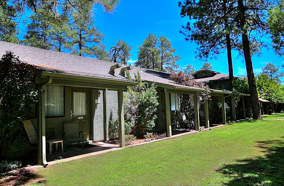 Majestic Mountain Inn