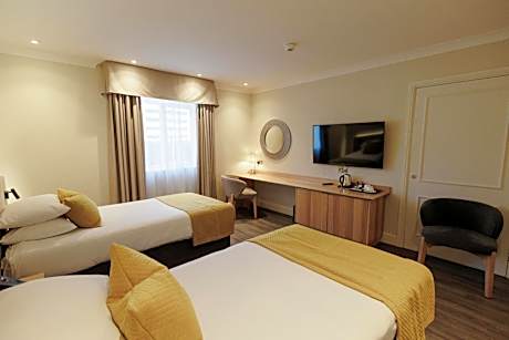 Classic Twin Room