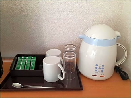 Standard Twin Room with Sofa Bed - Smoking