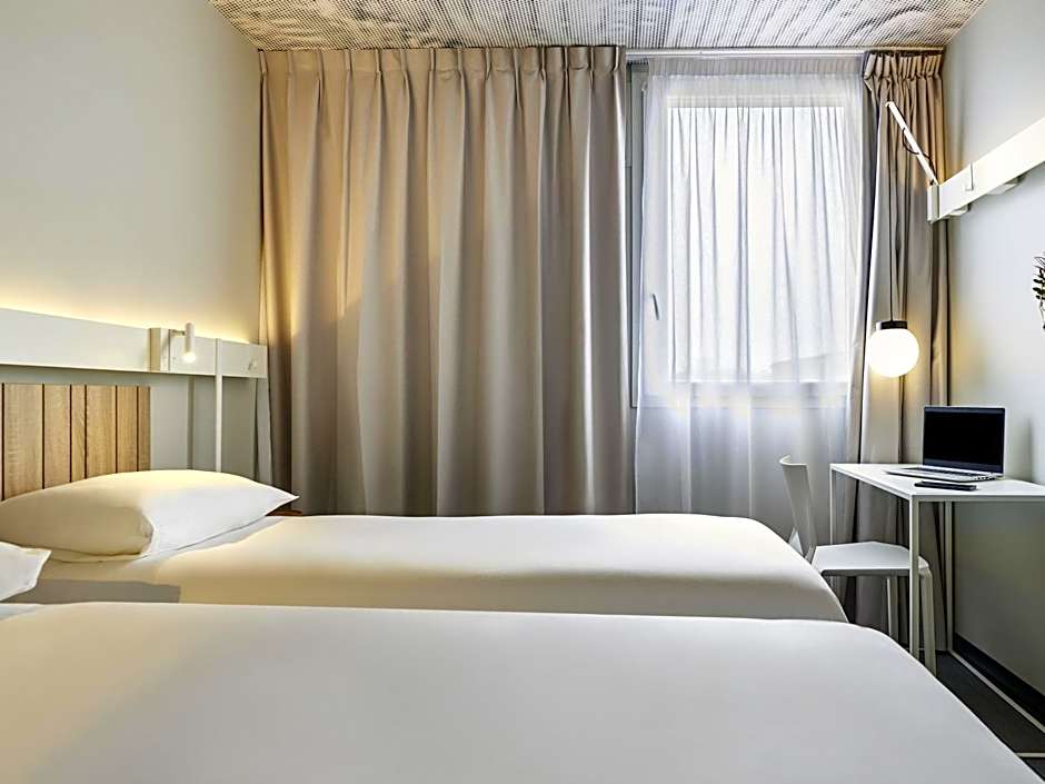 ibis Clamart Paris Velizy