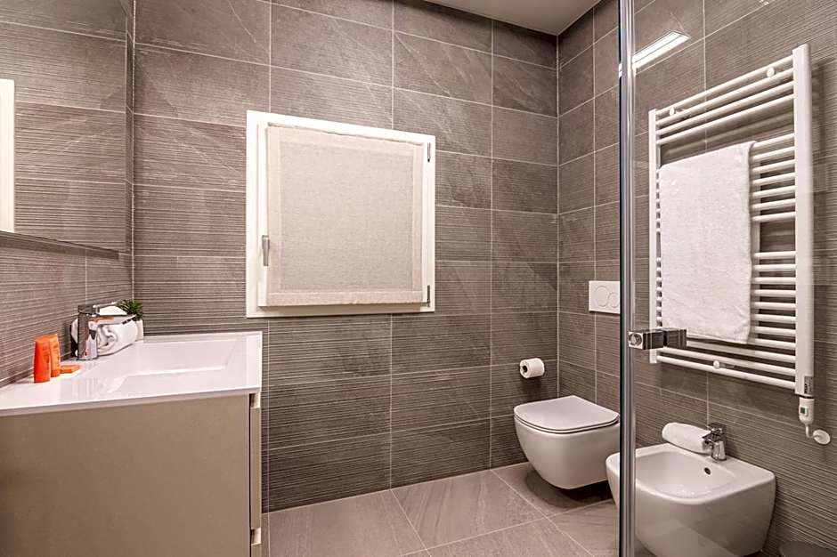 Lago Dorato Luxury Apartments - Lake Como View