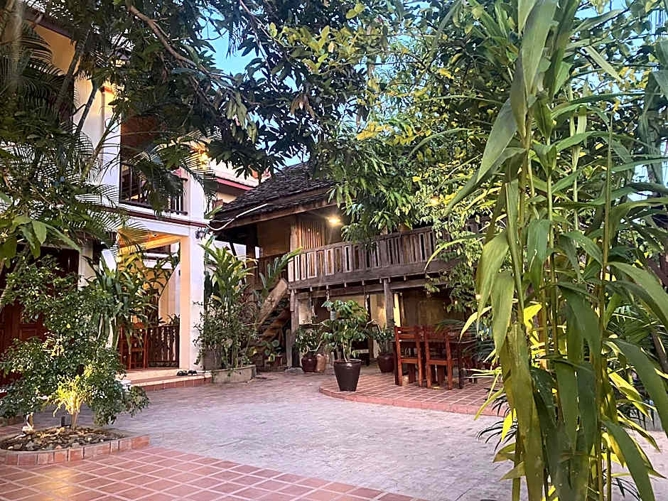 Golden Sun Boutique Hotel