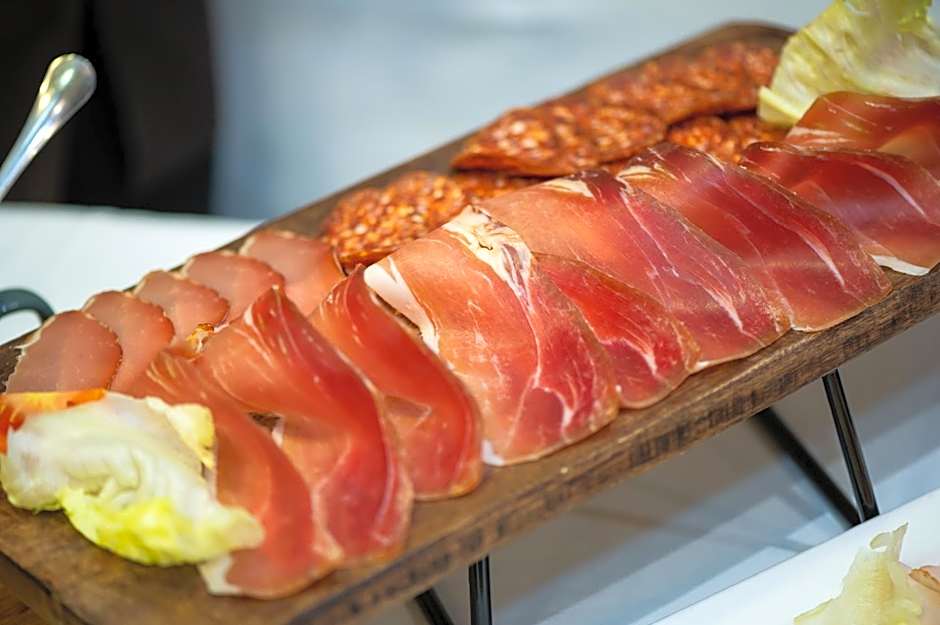 Atera Business Suites