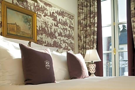 Double Single Use Deluxe