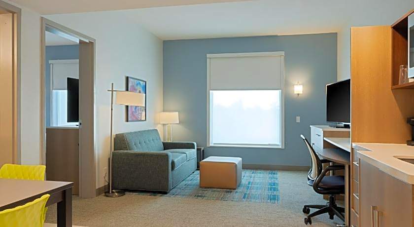 Home2 Suites by Hilton Atlanta Airport College Park