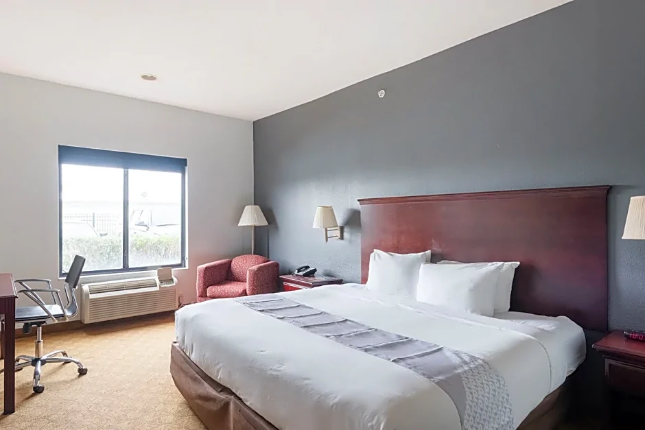 Baymont by Wyndham Houston TX