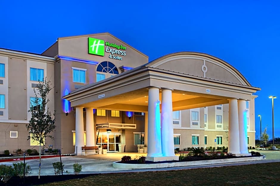 Holiday Inn Express Hotels Cotulla