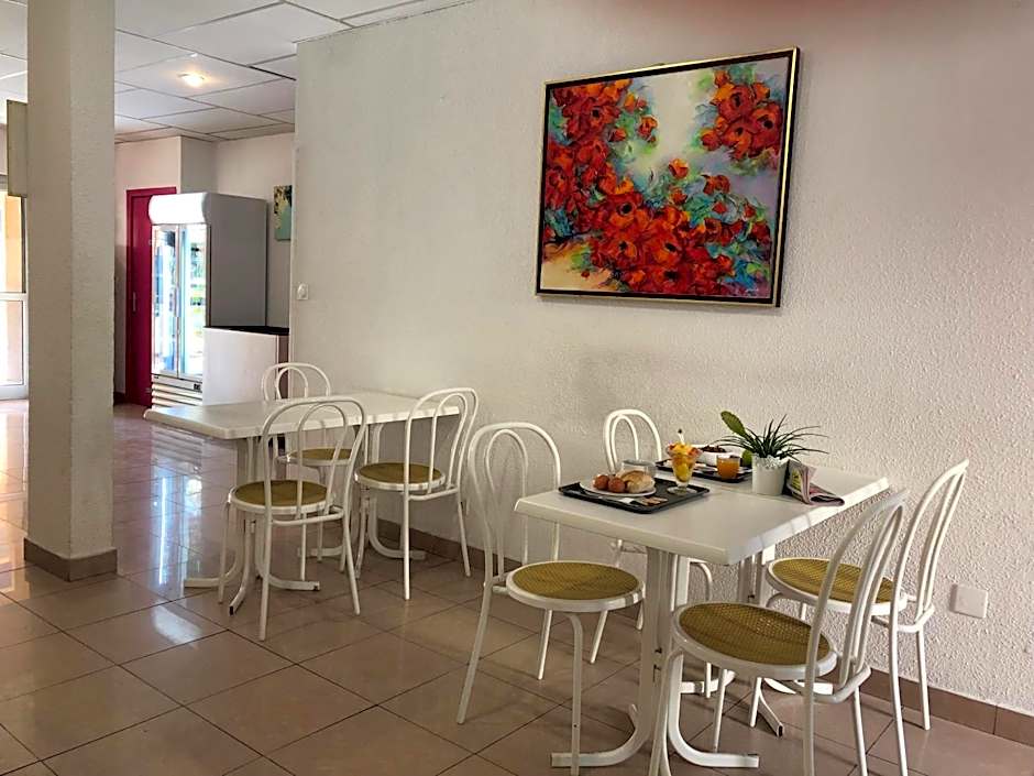 Hotel Triotel