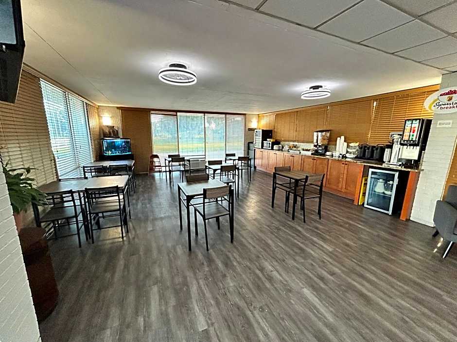 Super 8 by Wyndham Ocala