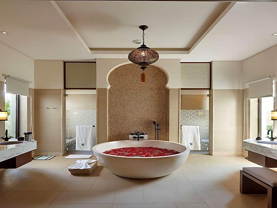 Banyan Tree Tamouda Bay