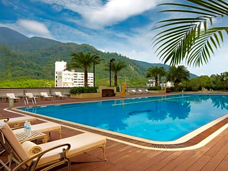 Evergreen Resort Hotel Jiaosi