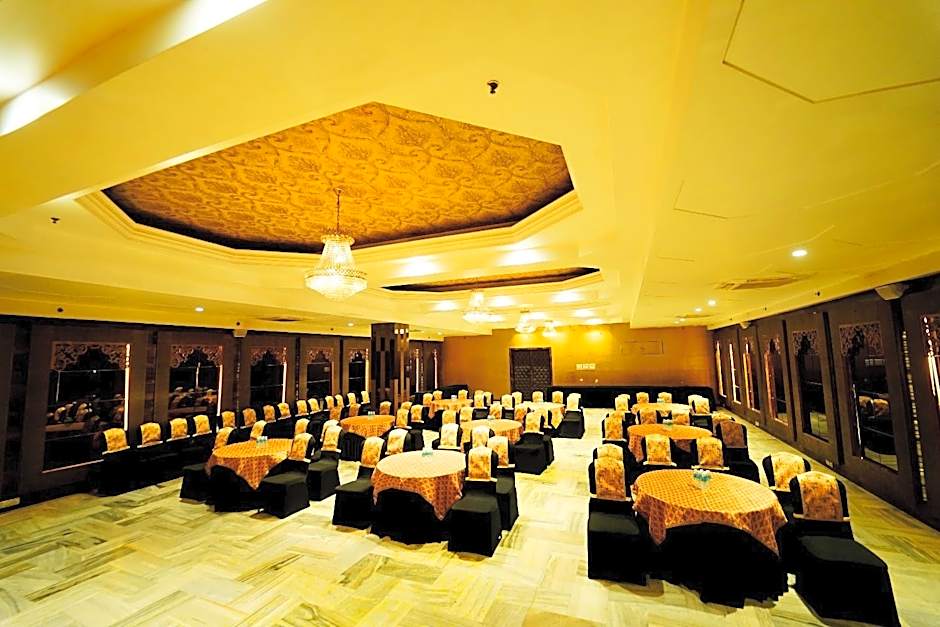 Hotel Radhika Regency