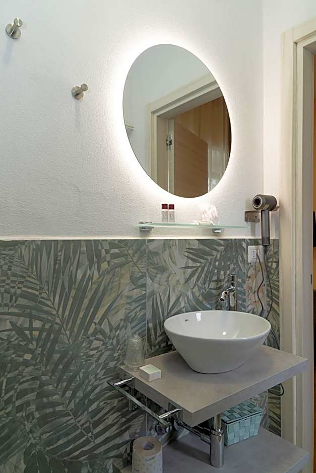 THE SUN HOTEL BOUTIQUE NAPOLI