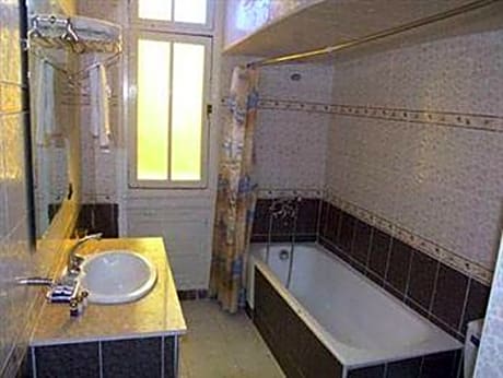 single standard room