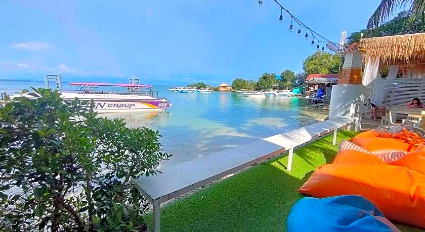 I-Talay Zone Sea Hotel