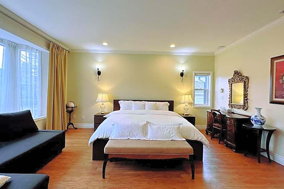 Super Cosy 8Bed & 6Bath in Vancouver heart near to airport and DownTown