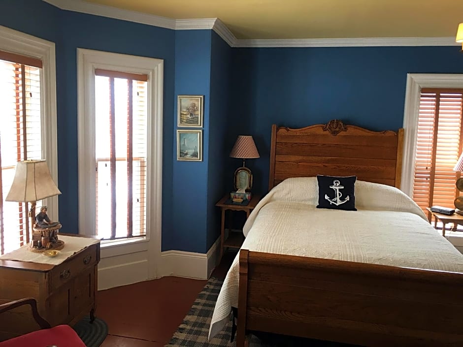 A Seafaring Maiden Bed and Breakfast