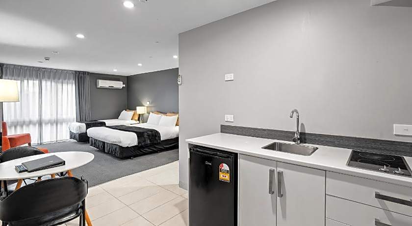 136 On Bealey Motel