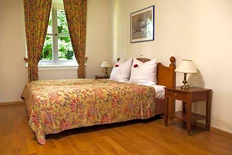 Barbican Single Room