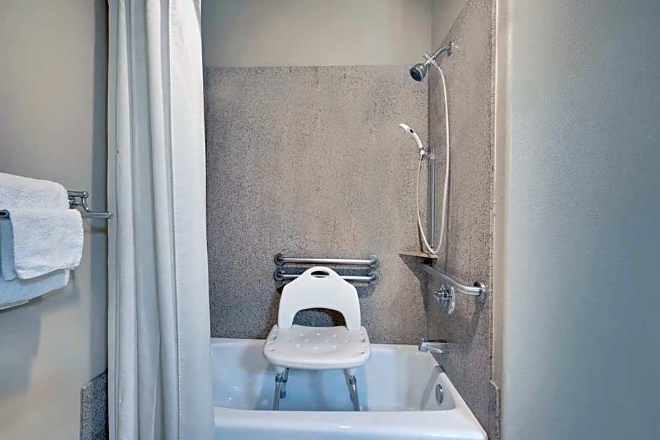 Sonesta Essential Hotels Odessa