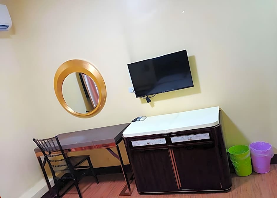 Meaco Royal Hotel-Plaridel