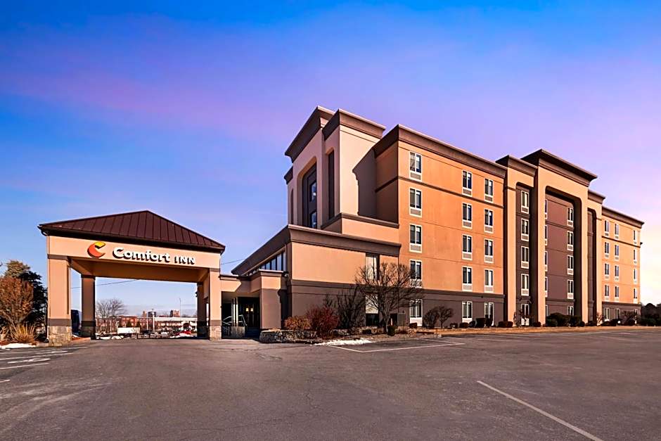 Comfort Inn Manchester Airport