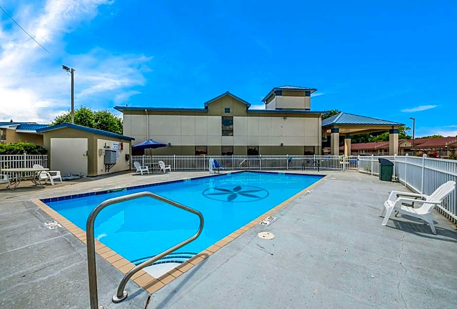 Quality Inn Jacksonville near Little Rock Air Force Base