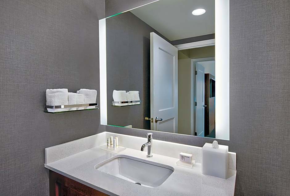 Residence Inn by Marriott Orlando at Flamingo Crossings Town Center
