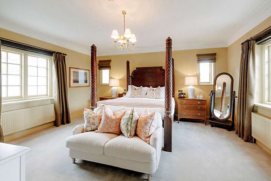 Master Builder's House Hotel