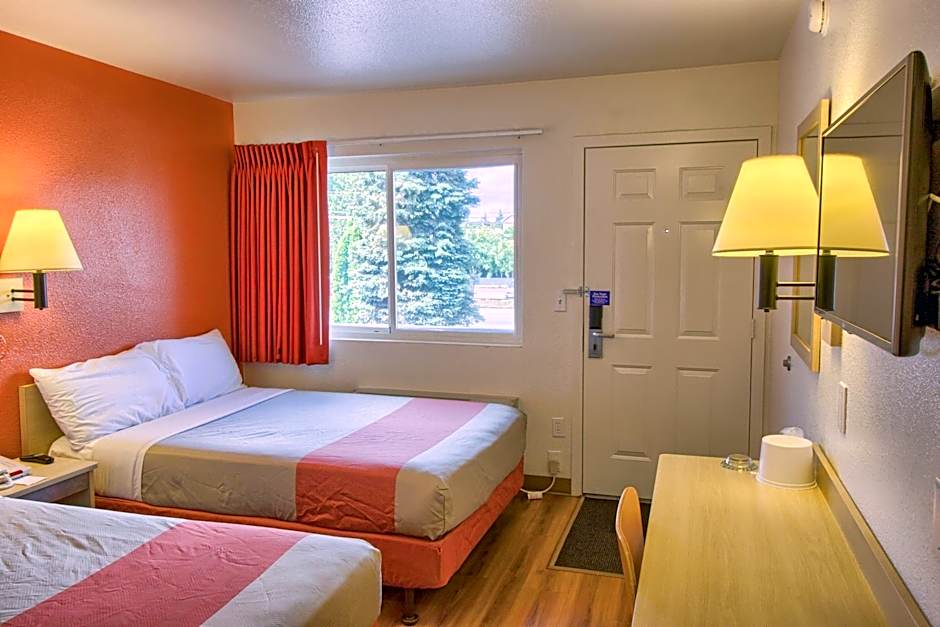 Motel 6-Everett, WA - North