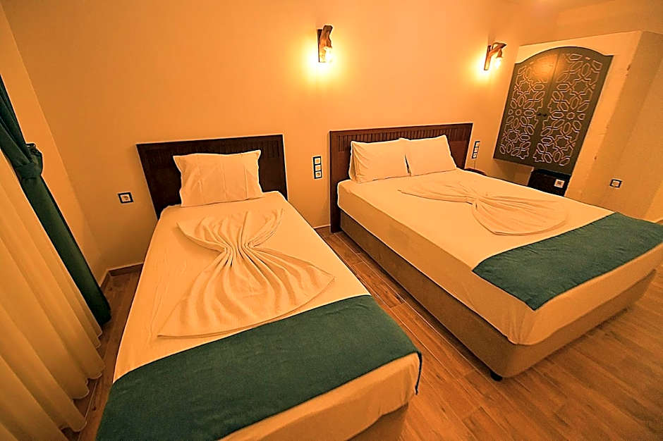 MİDYAT LADİNOS OTEL