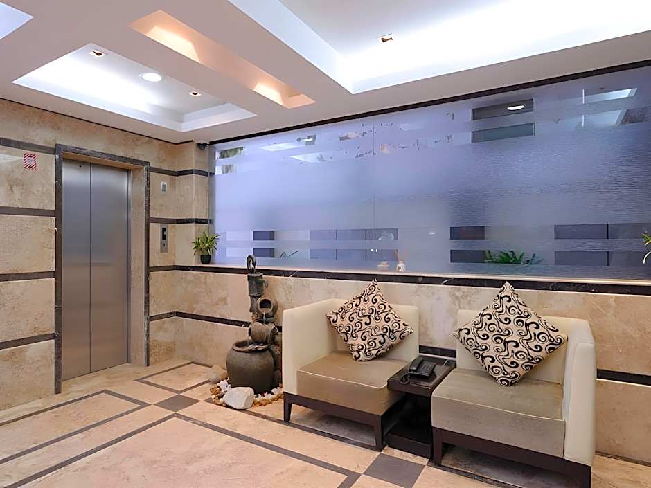 Golden Apple Boutique Hotel