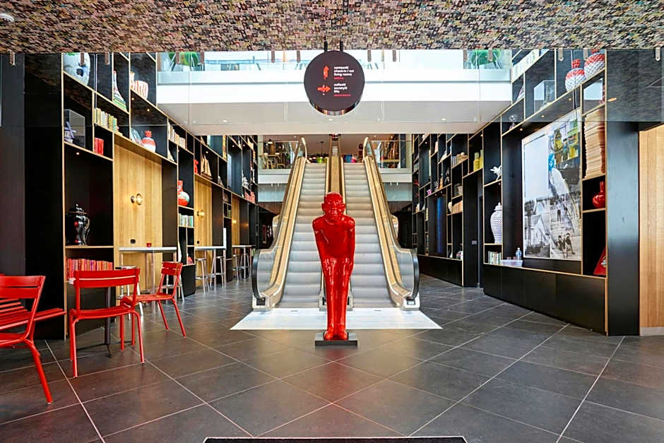 citizenM Paris La Défense