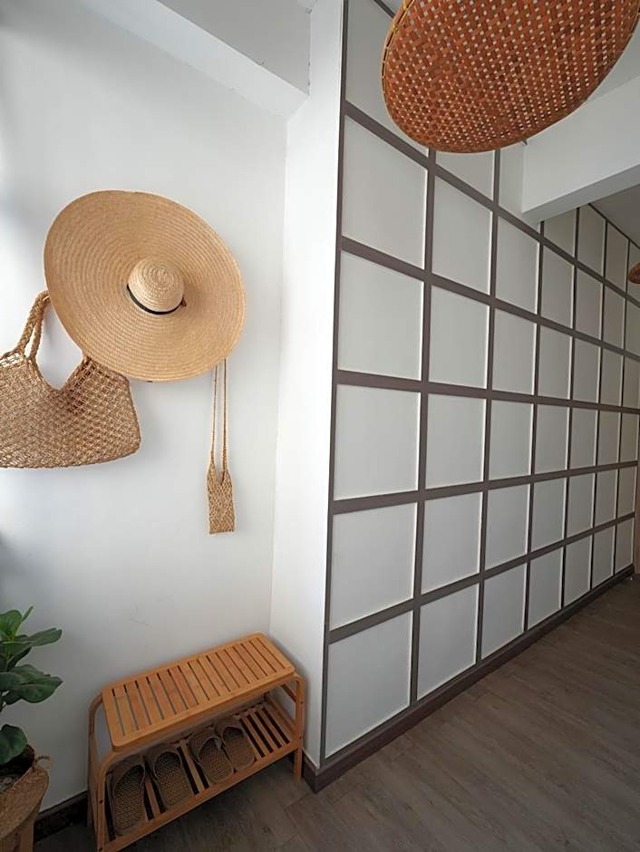 Krung Boutique Hotel