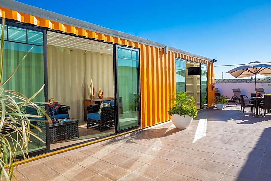 Container Inn Hotel Aeropuerto