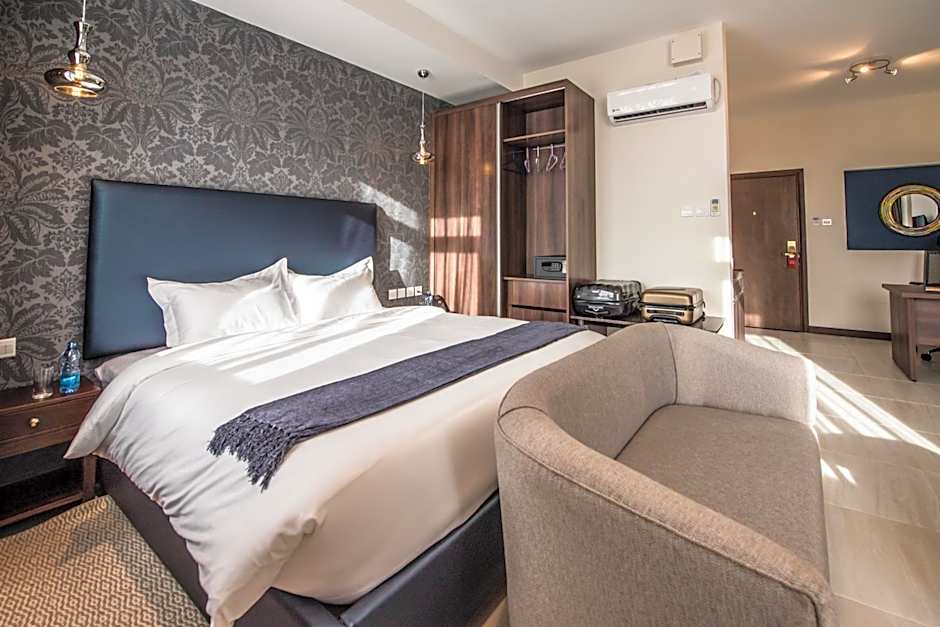 Glam Hotel Nairobi - Near Westgate Mall, Westlands