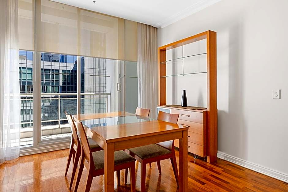 Clarion Suites Gateway