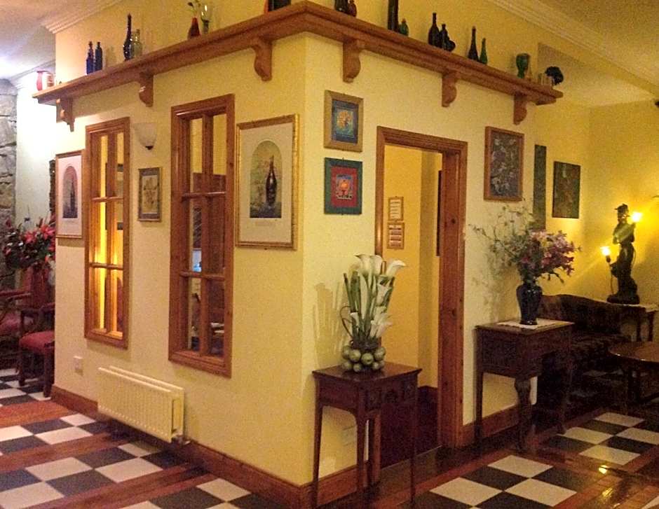 Fitzgeralds Hotel