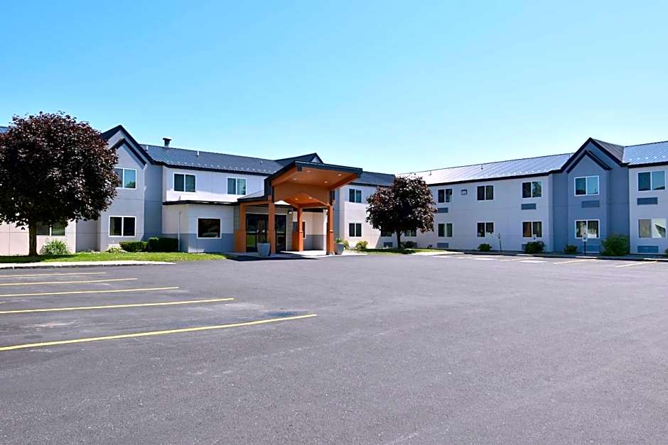 Quality Inn & Suites Watertown Fort Drum